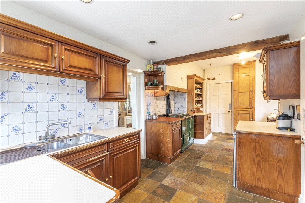 4 bedroom property for sale in Old Lane, Bramhope, Leeds, LS16 Guide