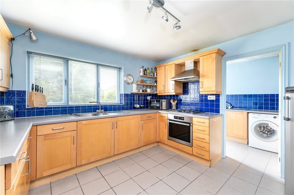 3 bedroom property for sale in Sandymoor, Sandy Lane, Bradford, BD15