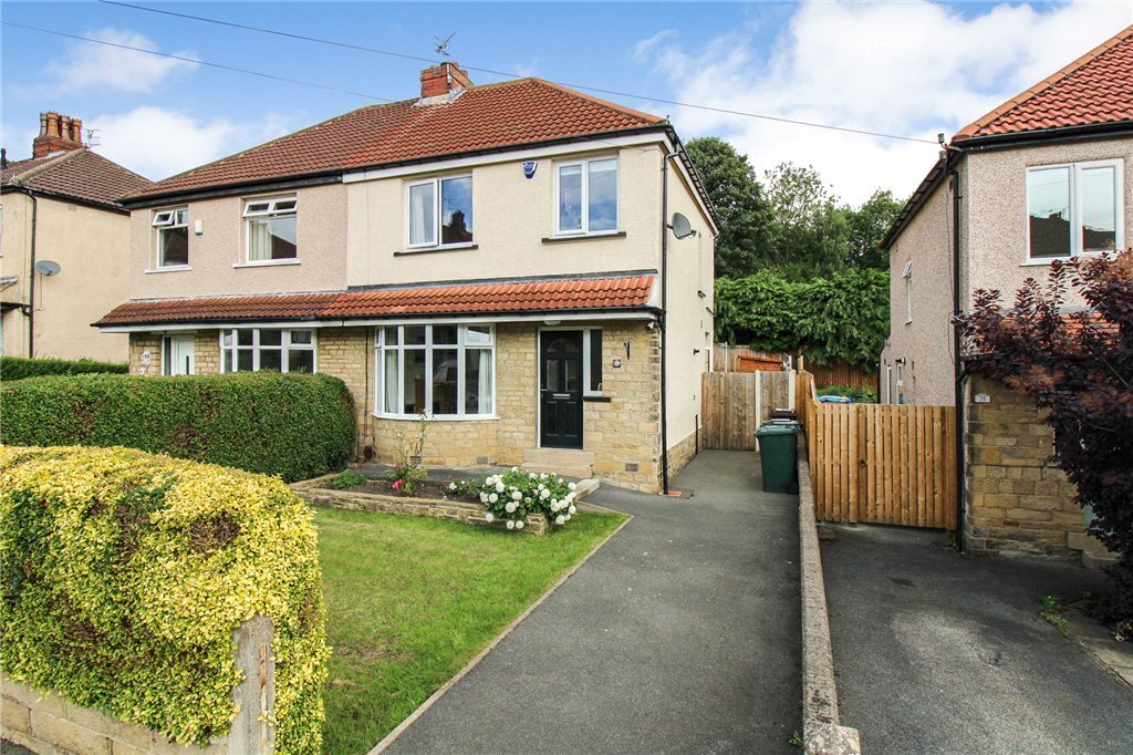 3 bedroom property for sale in Netherhall Road, Baildon, BD17 £285,000