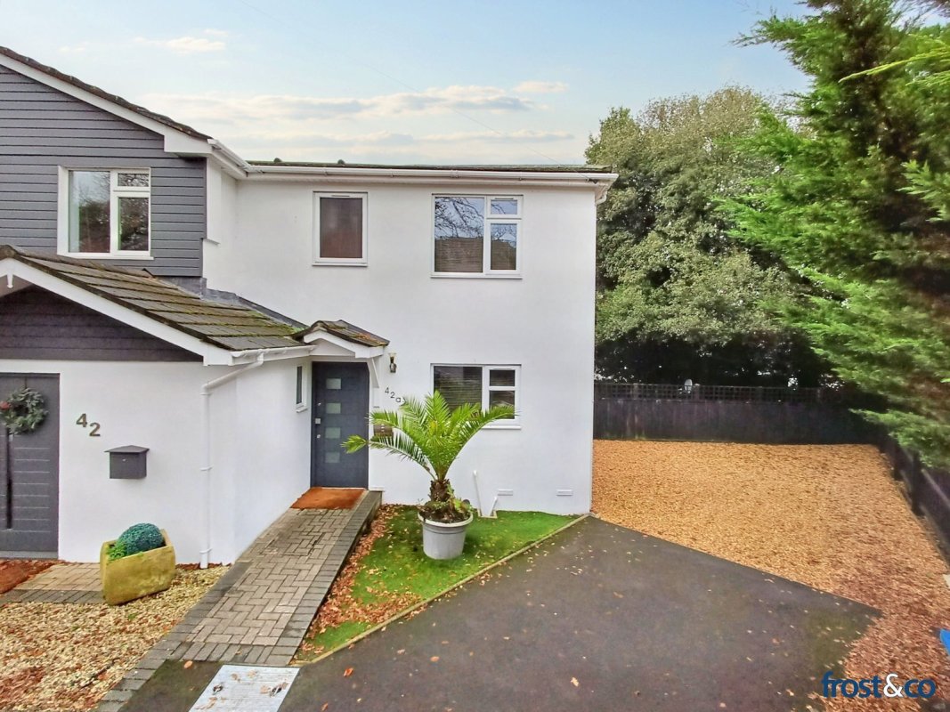 3 bedroom property for sale in Bournemouth Road, Lower Parkstone, Poole