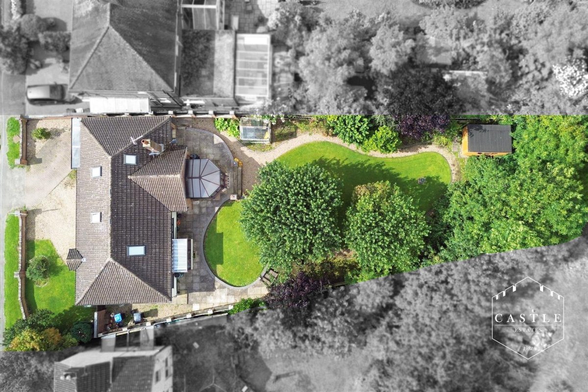 4 bedroom property for sale in Dunton Road, Broughton Astley, Leicester