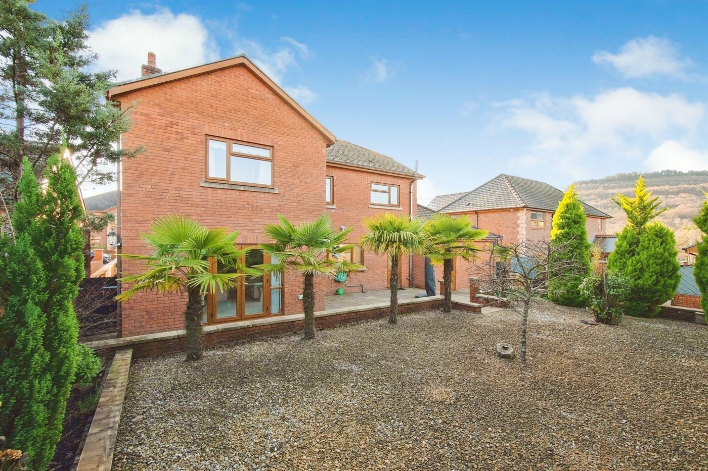 4 bedroom property for sale in Nant Celyn, Crynant, Neath £490,000