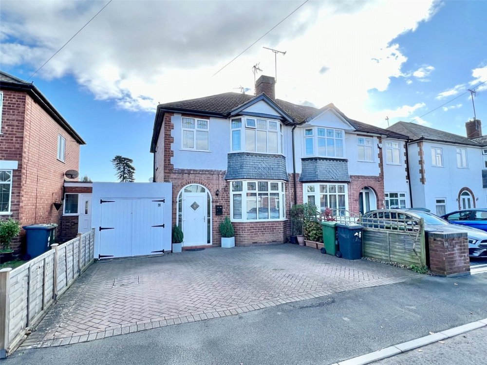 3 bedroom property for sale in Francis Road, StourportonSevern