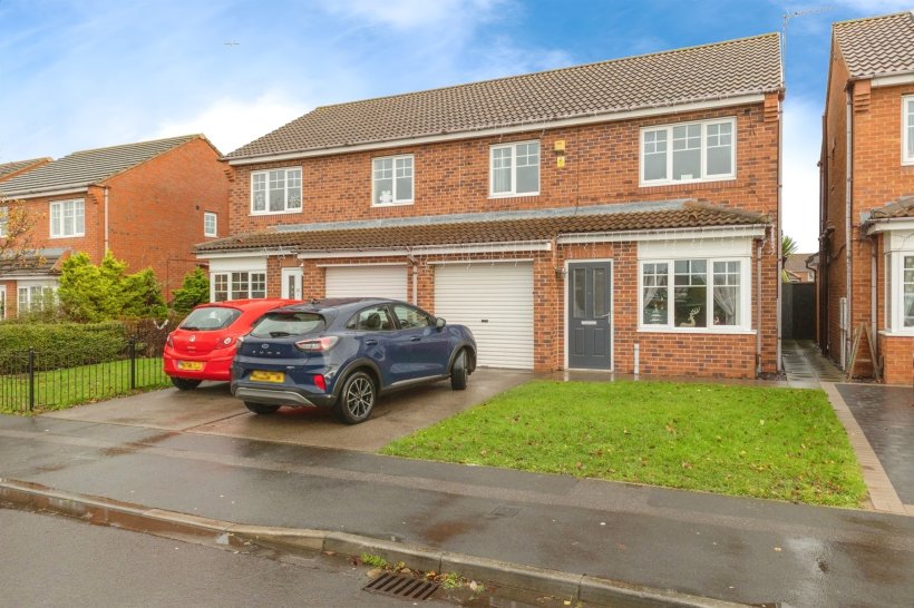 Hambleton Avenue, Redcar 3 bedroom semidetached house Knight