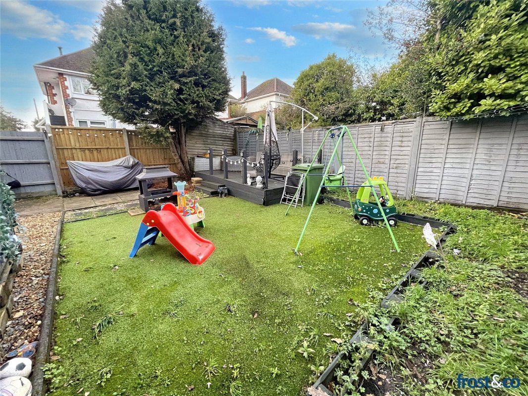 2 bedroom property for sale in Albert Road, Parkstone, Poole, Dorset