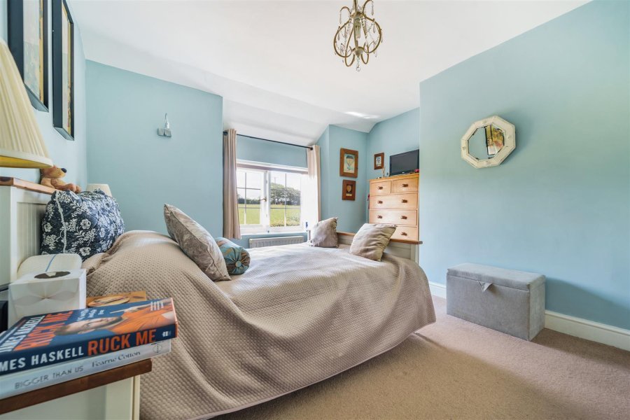 Stags 5 bedroom property for sale in Oakford, Tiverton