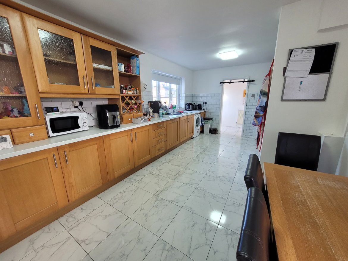 4 bedroom property in AUSTIN AVENUE, NEWTON, PORTHCAWL, CF36 5RS