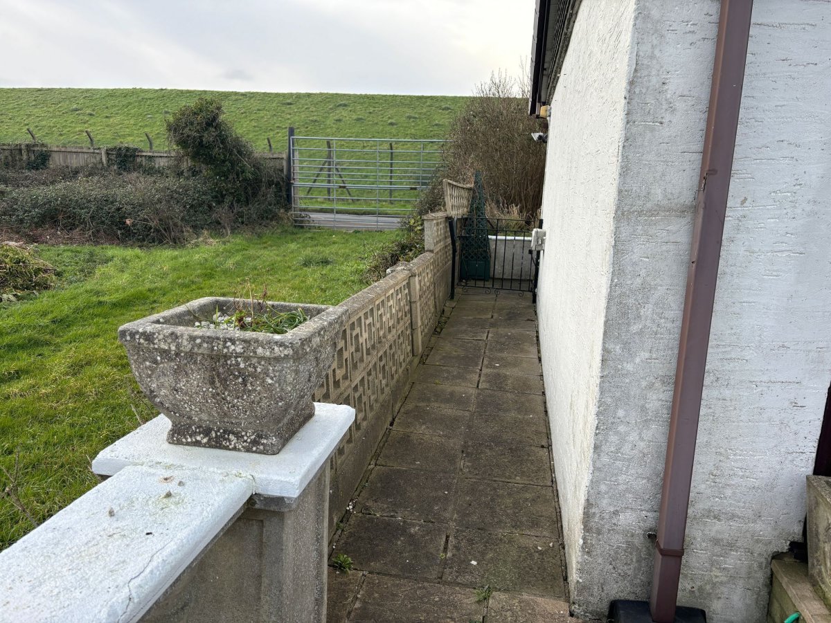 3 bedroom property for sale in Porthkerry Road, Rhoose, CF62 £375,000