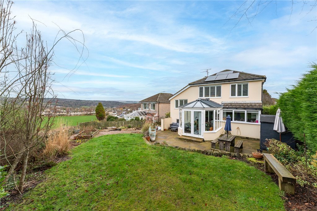 4 bedroom property for sale in Birchlands Avenue, Wilsden, Bradford