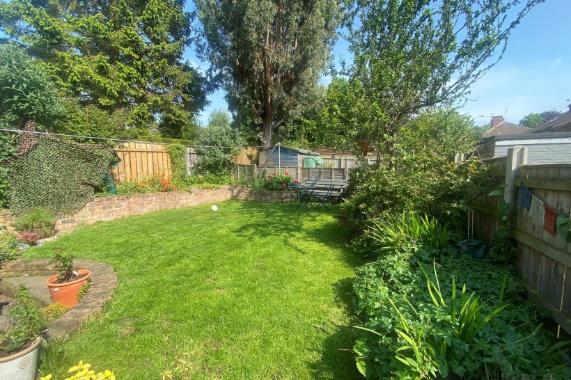 Clarence Road, Nunthorpe, Middlesbrough 3 bedroom semidetached house