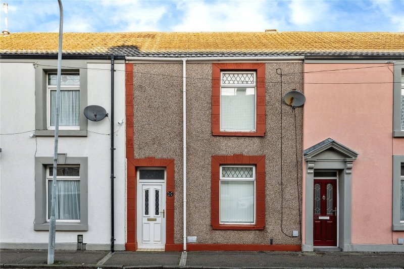 3 bedroom property for sale in Vincent Street, Swansea, SA1 £200,000