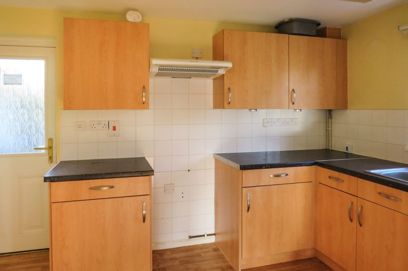 Love Lane, Ilminster 1 bedroom terraced bungalow Fox & Sons