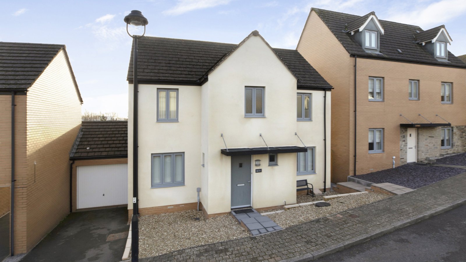 4 bedroom property for sale in Orleigh Cross, Newton Abbot Offers in