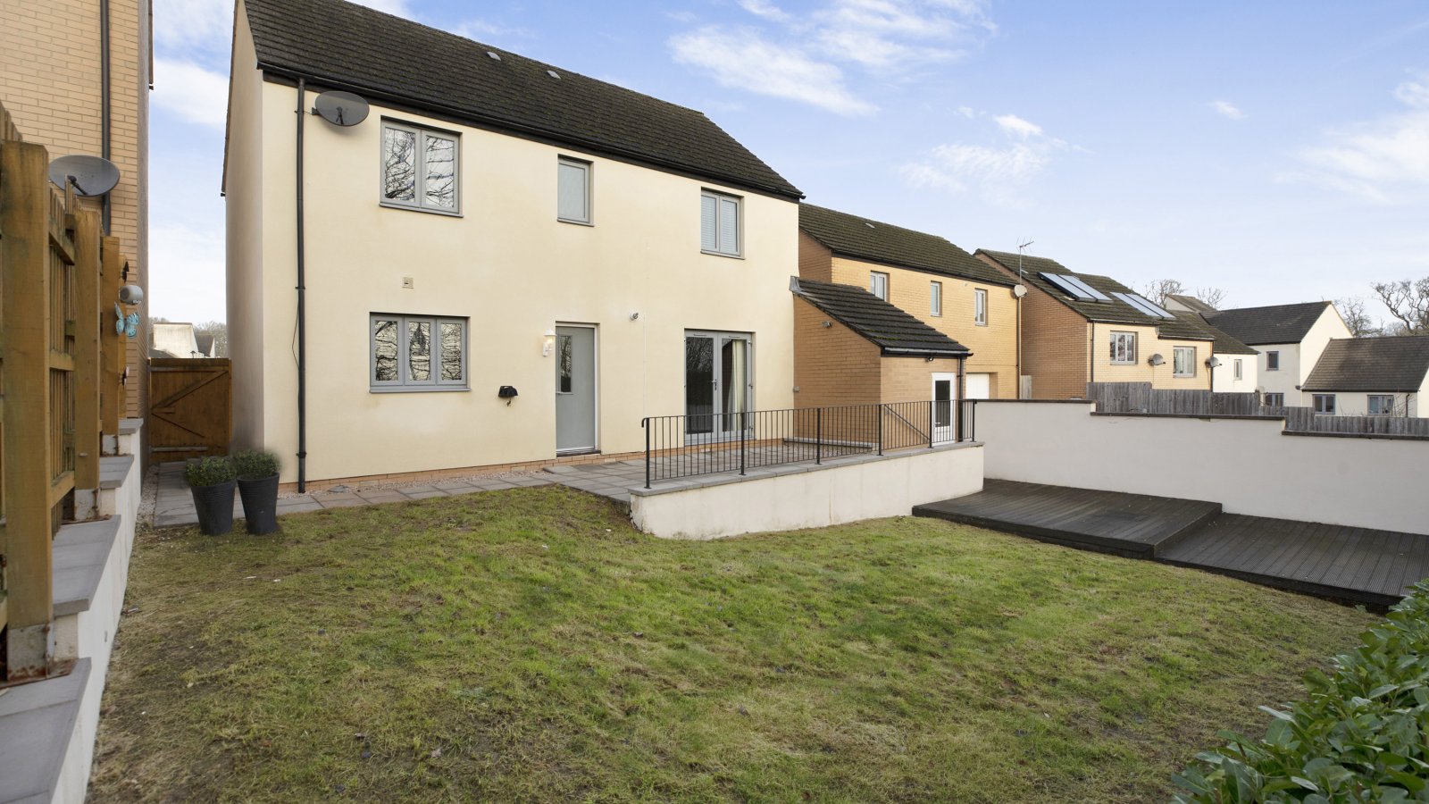 4 bedroom property for sale in Orleigh Cross, Newton Abbot Offers in