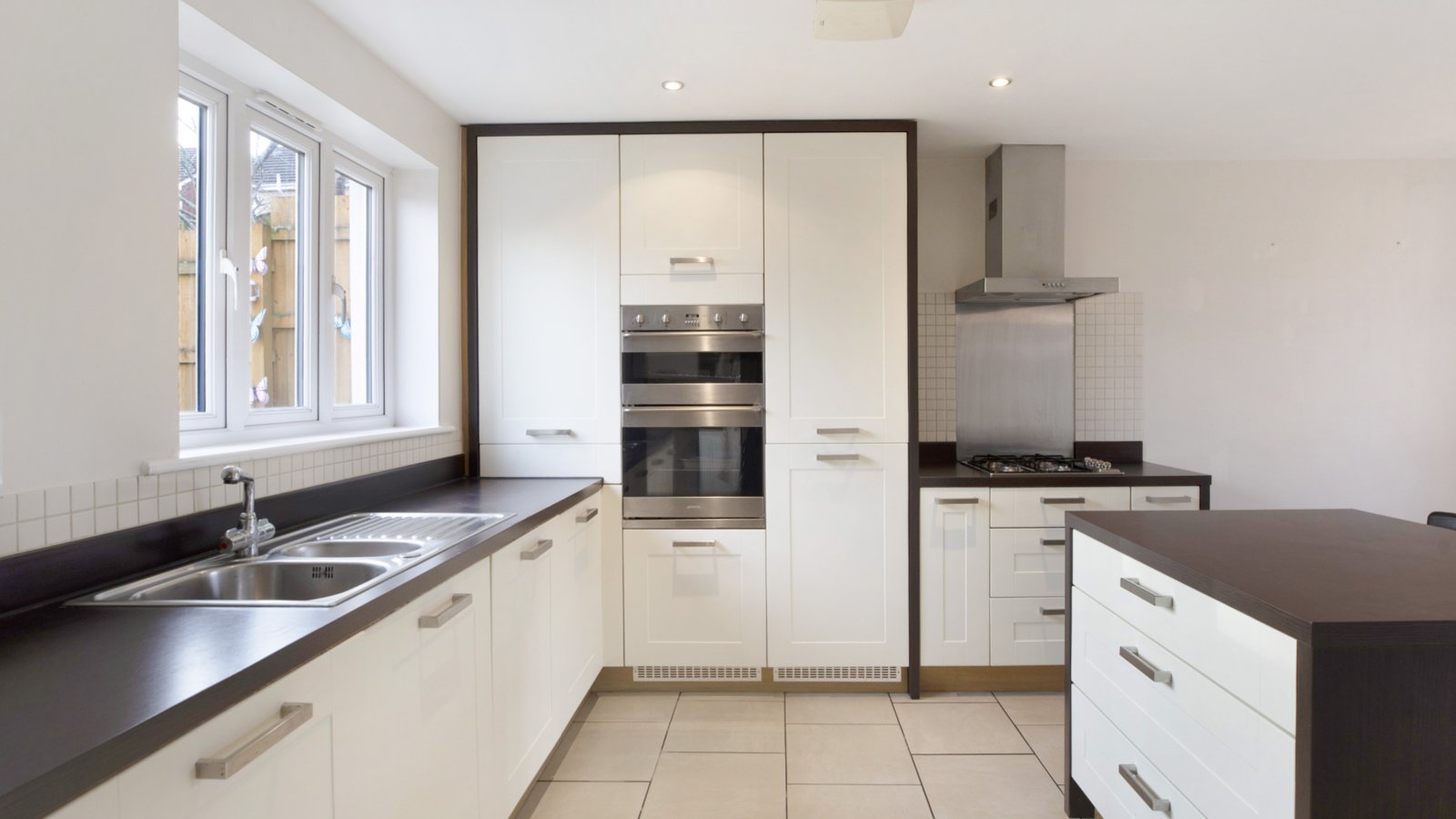 4 bedroom property for sale in Orleigh Cross, Newton Abbot Offers in