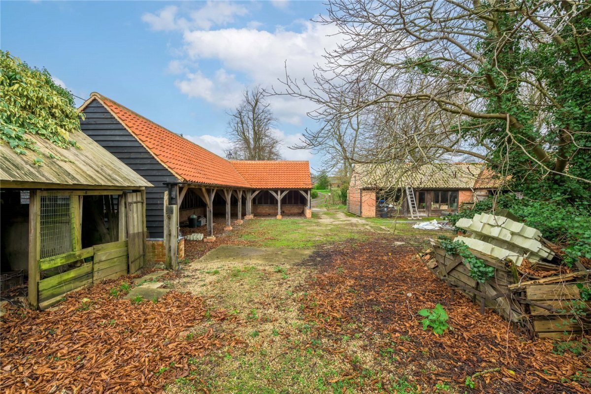 4 bedroom property for sale in Main Street, Lutton, Northamptonshire