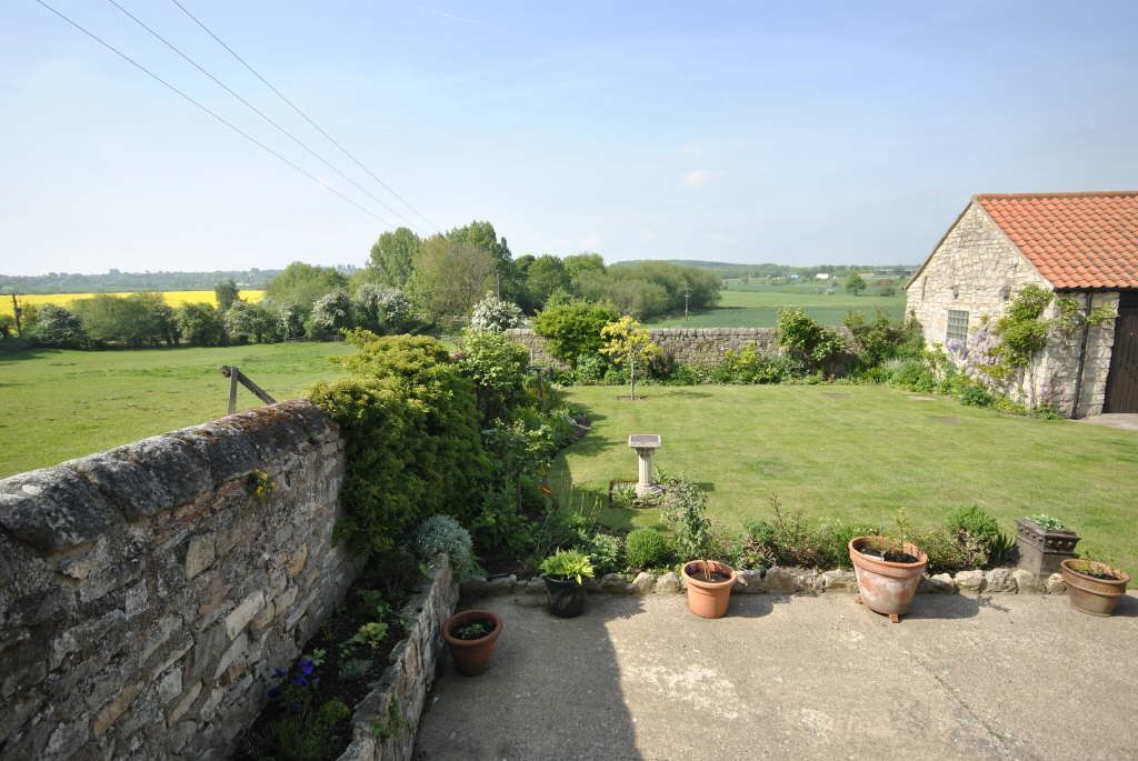 3 bedroom property for sale in Pear Tree Mews, Loversall, Doncaster