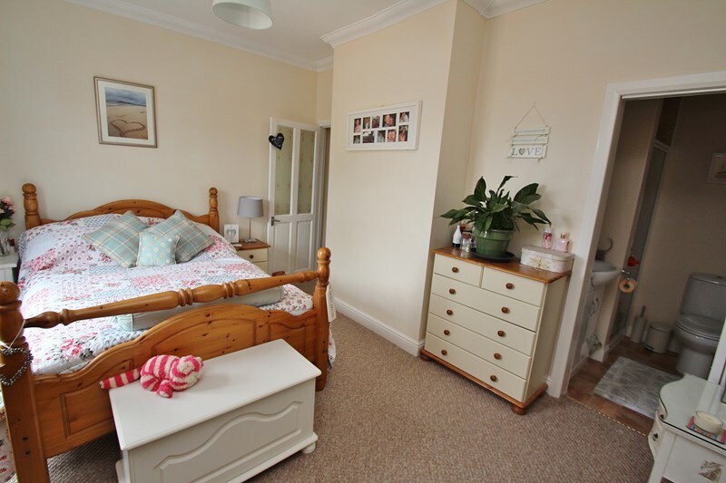 3 bedroom property for sale in Fareham Road, Gosport, Hampshire, PO13