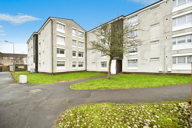 Gallion Walk, Kilmarnock 2 bedroom flat Allen & Harris