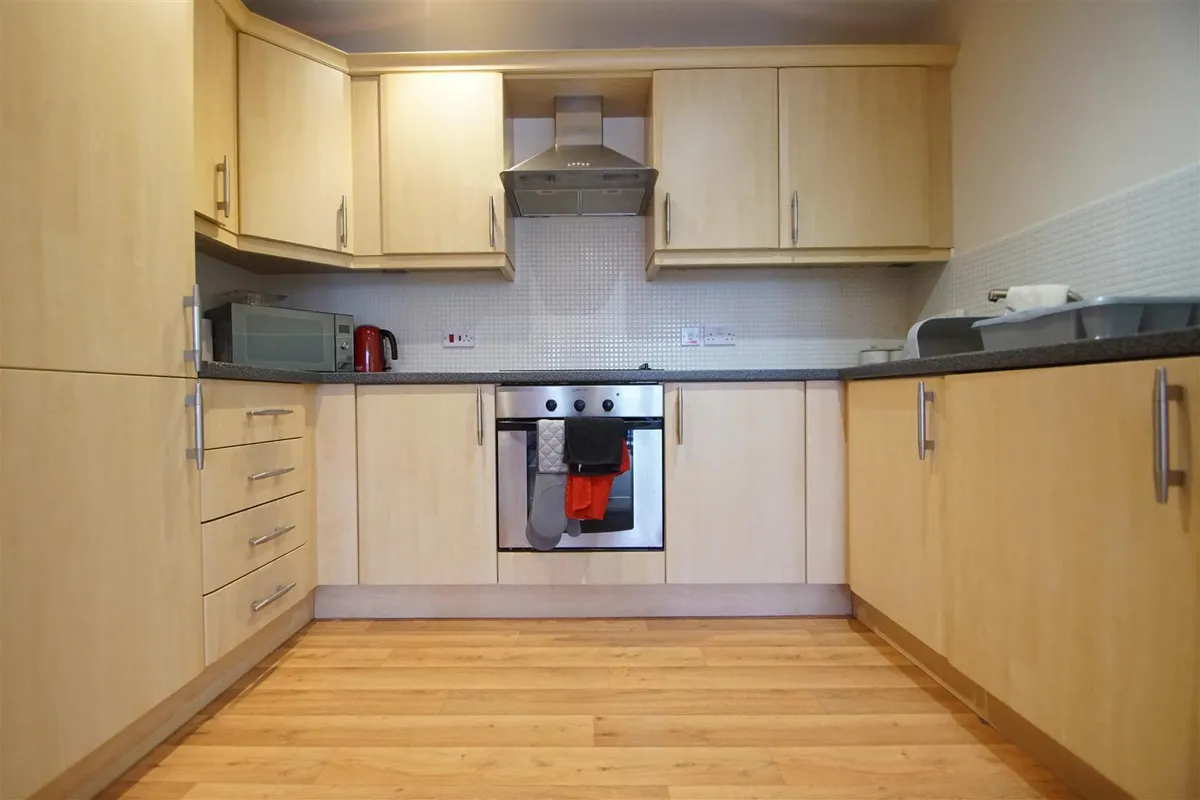 Old Oak Drive, West Park, LS16
