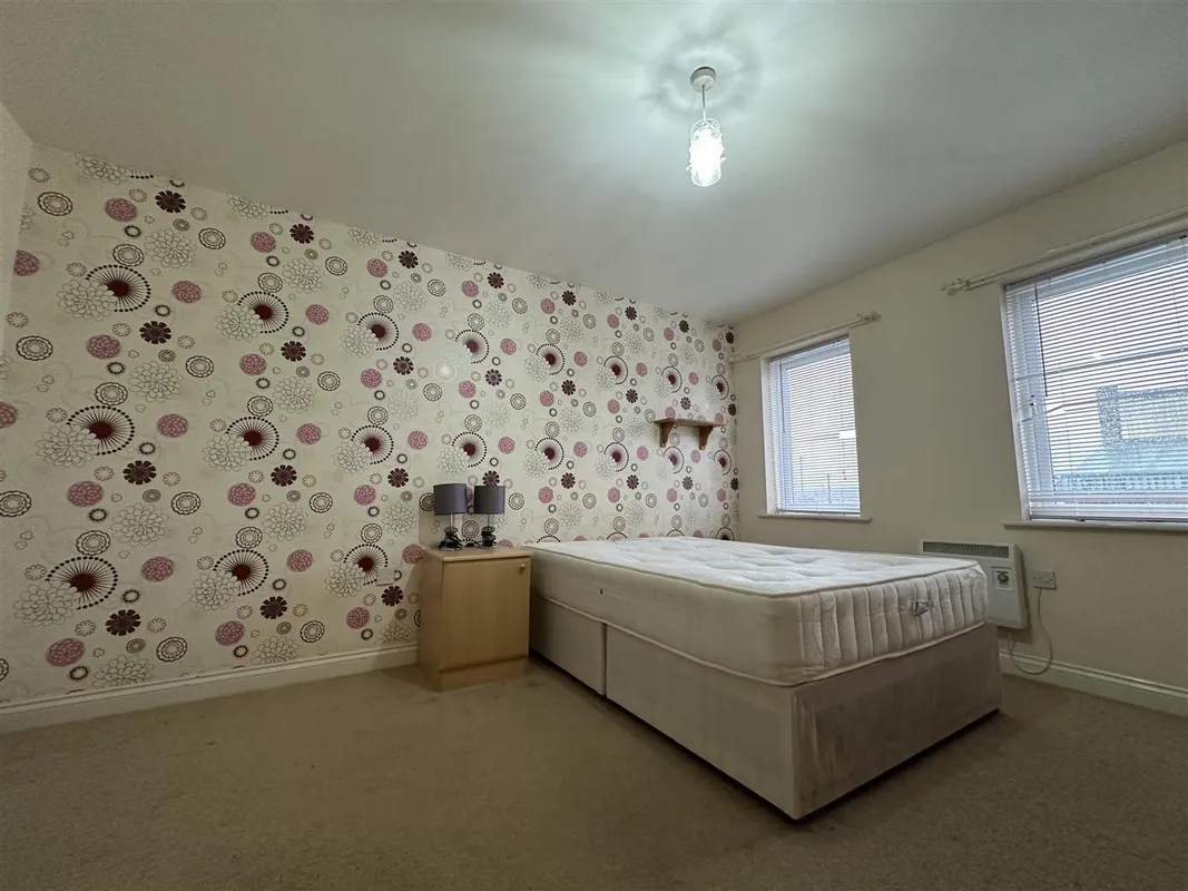 Old Oak Drive, West Park, LS16