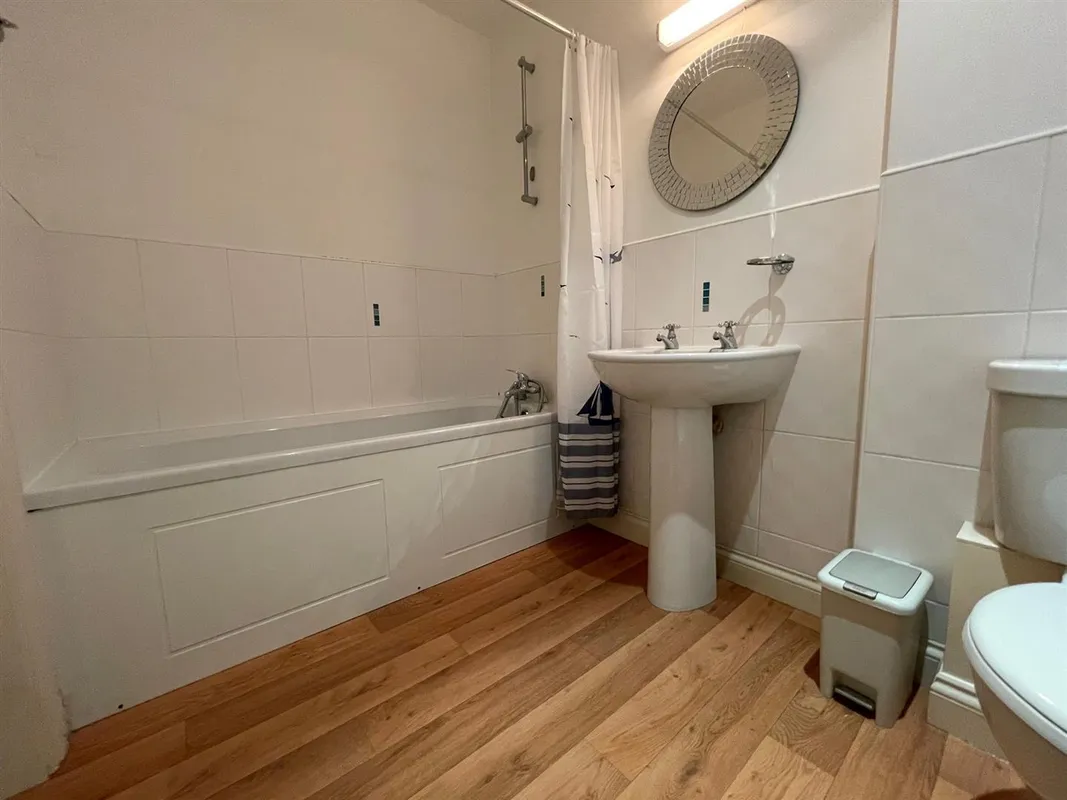 Old Oak Drive, West Park, LS16