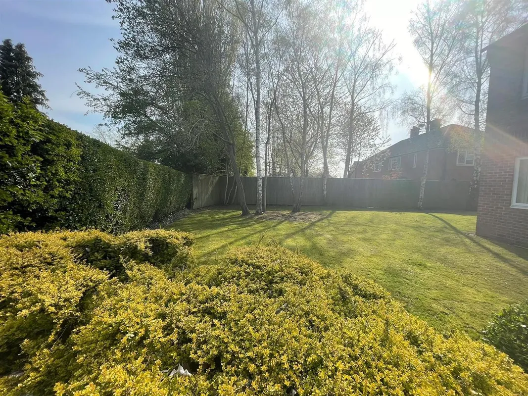 Old Oak Drive, West Park, LS16