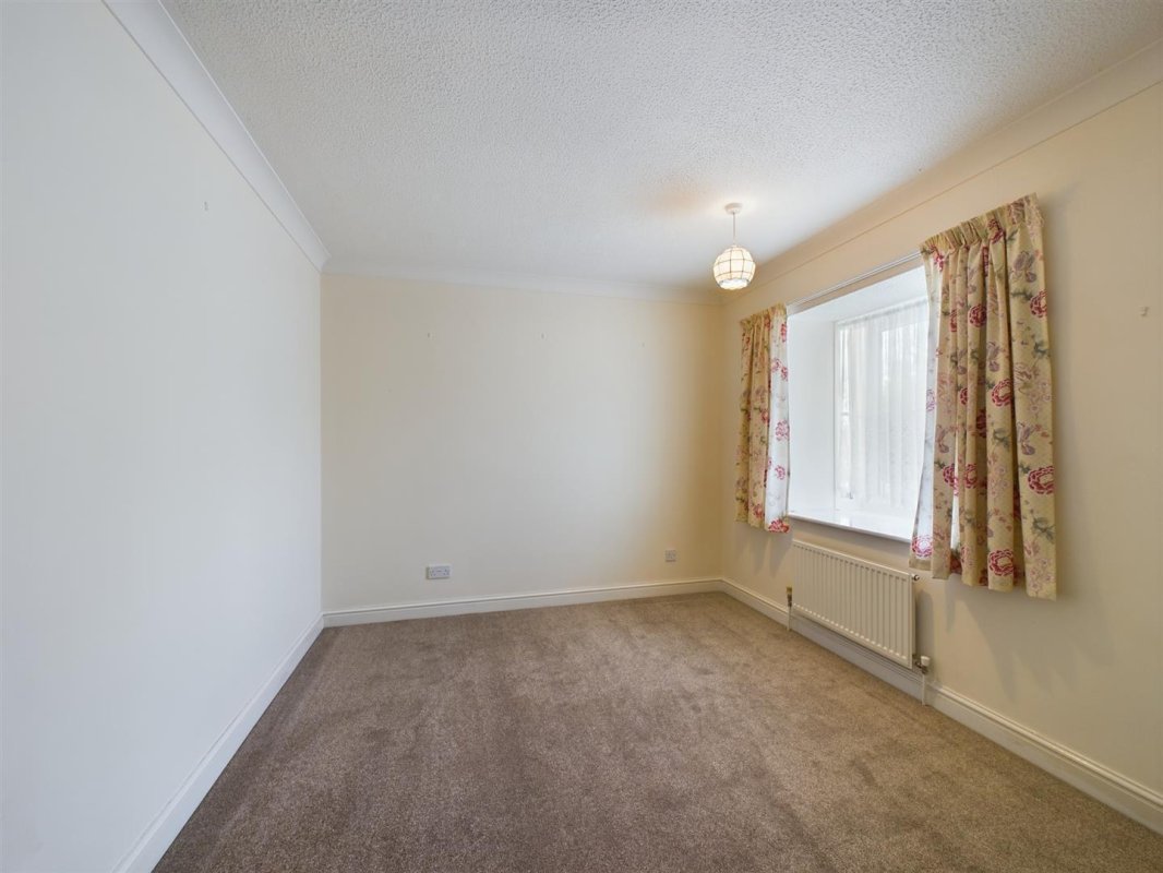 3 bedroom property for sale in Gorse Close, Fakenham Guide price £325,000