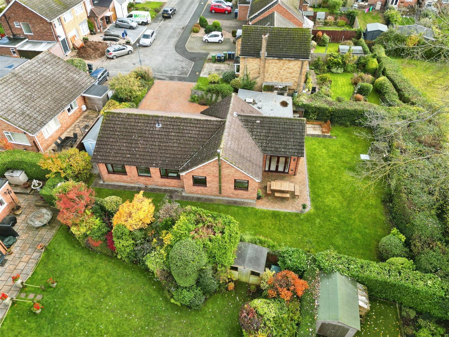 4 bedroom property for sale in High View Road, Cubbington, Leamington Spa Offers over £625,000