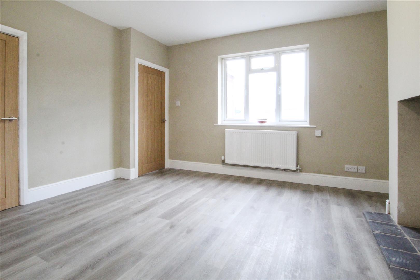 3 bedroom property for sale in Hartshorne Road, Woodville, Swadlincote