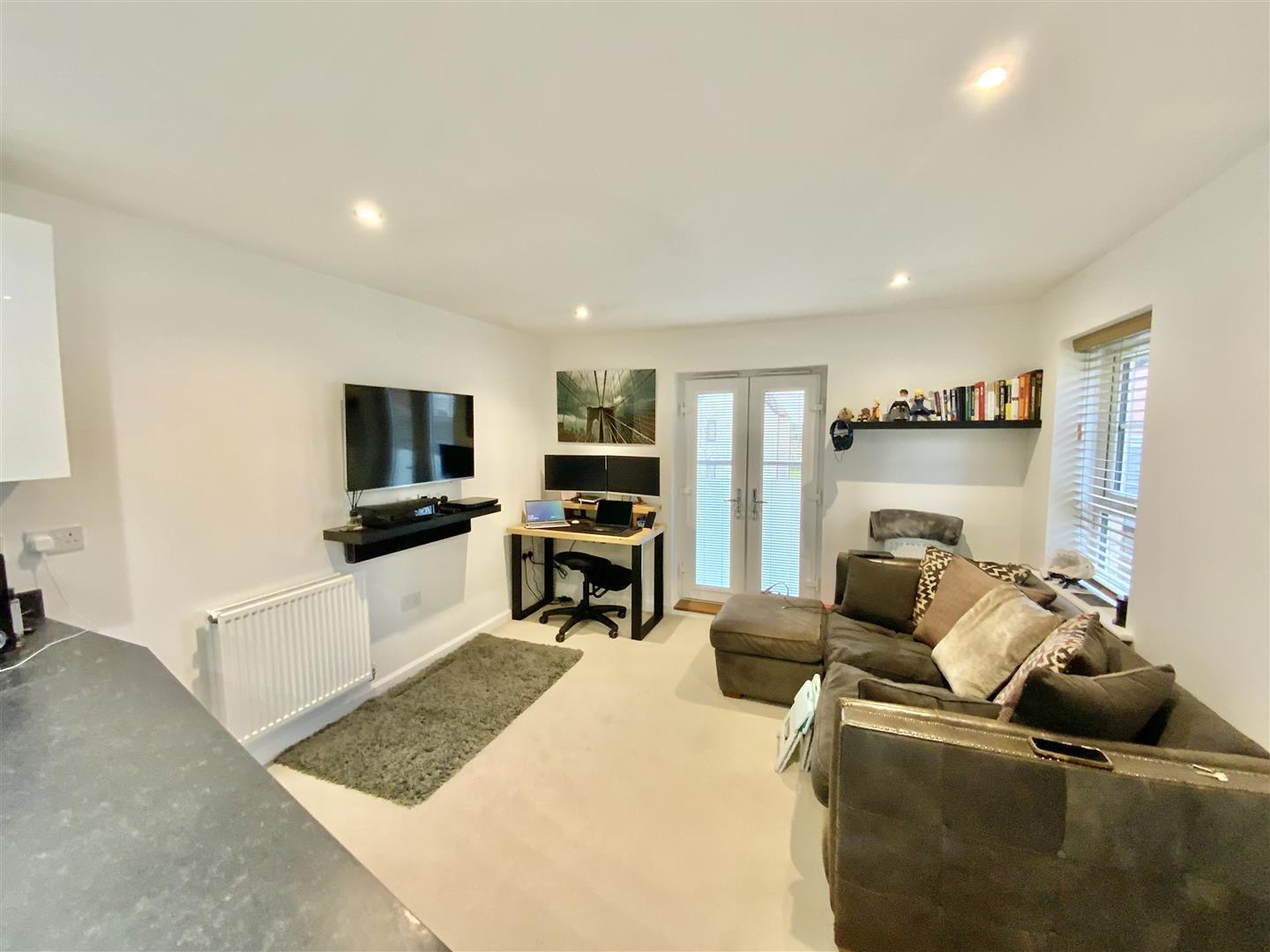 1 bedroom property for sale in Vulcan Croft, Fairfields, Milton Keynes