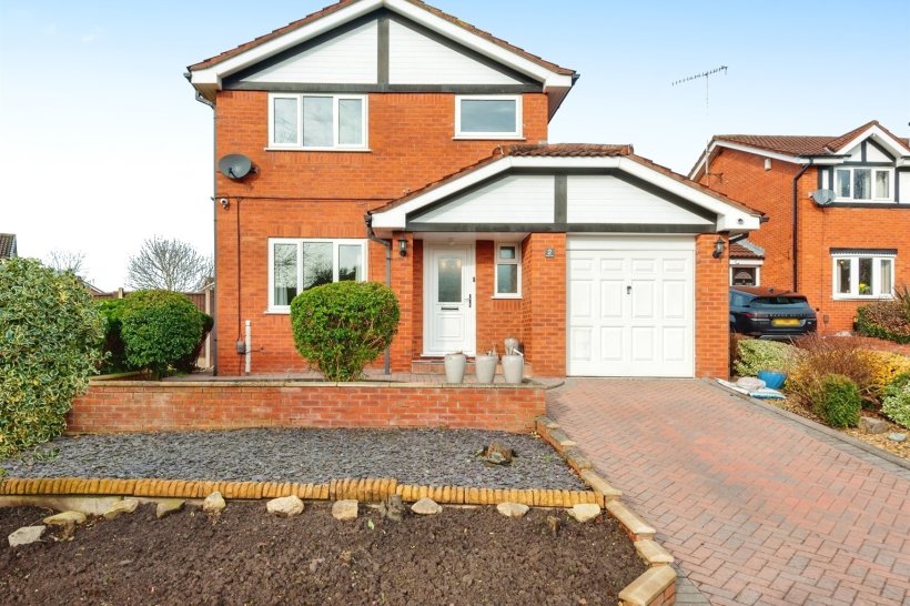 Ovington Close, Sutton Weaver, Runcorn 3 bedroom detached house