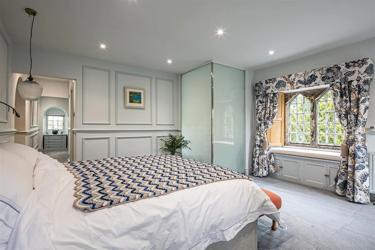 The Old Vicarage, Hackney Lane, Barlow, S18 7TR