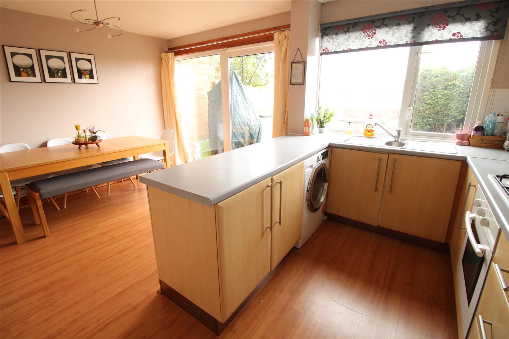 3 bedroom property for sale in Admirals Way, Daventry £190,000