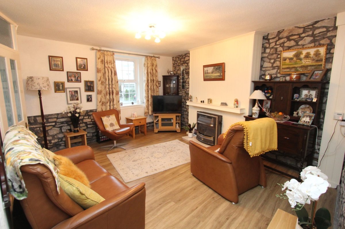 2 bedroom property for sale in Bakers Lane, Llantwit Major, CF61 £399,995