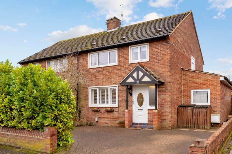 3 bedroom property for sale in Mole Road, Hersham, KT12 £550,000