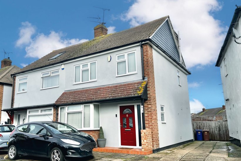 Prospect Avenue, StanfordLeHope 4 bedroom semidetached house