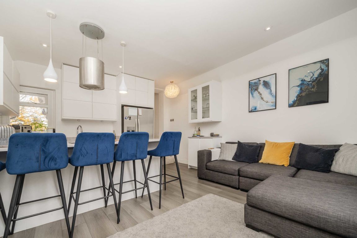 Jacksons 2 bedroom property for sale in Riggindale Road, Streatham