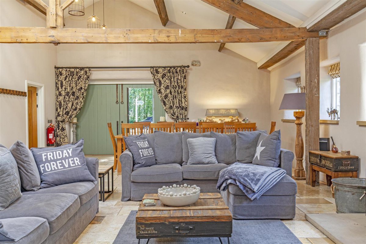 3 bedroom property for sale in Mill Lane, Hathersage, Hope Valley