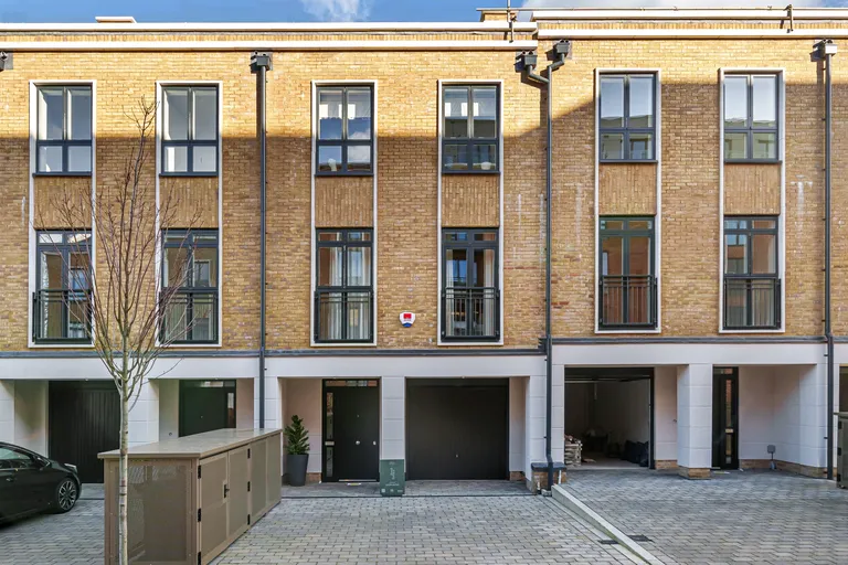 Fellowes Rise, Winchester, SO22