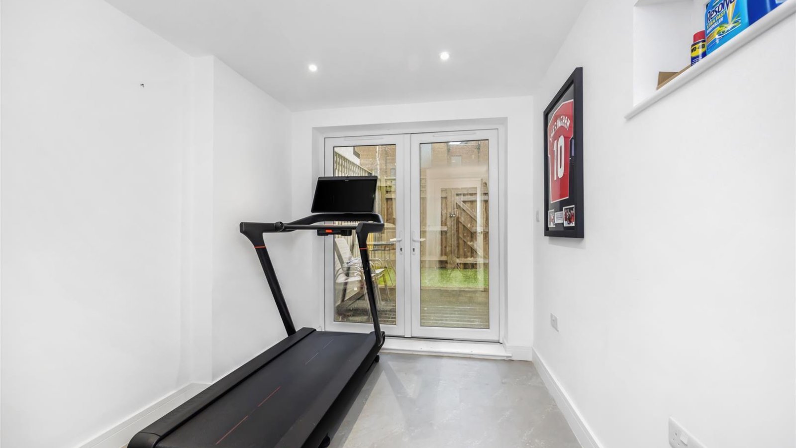 3 bedroom property for sale in Morris Road, Lewes £450,000