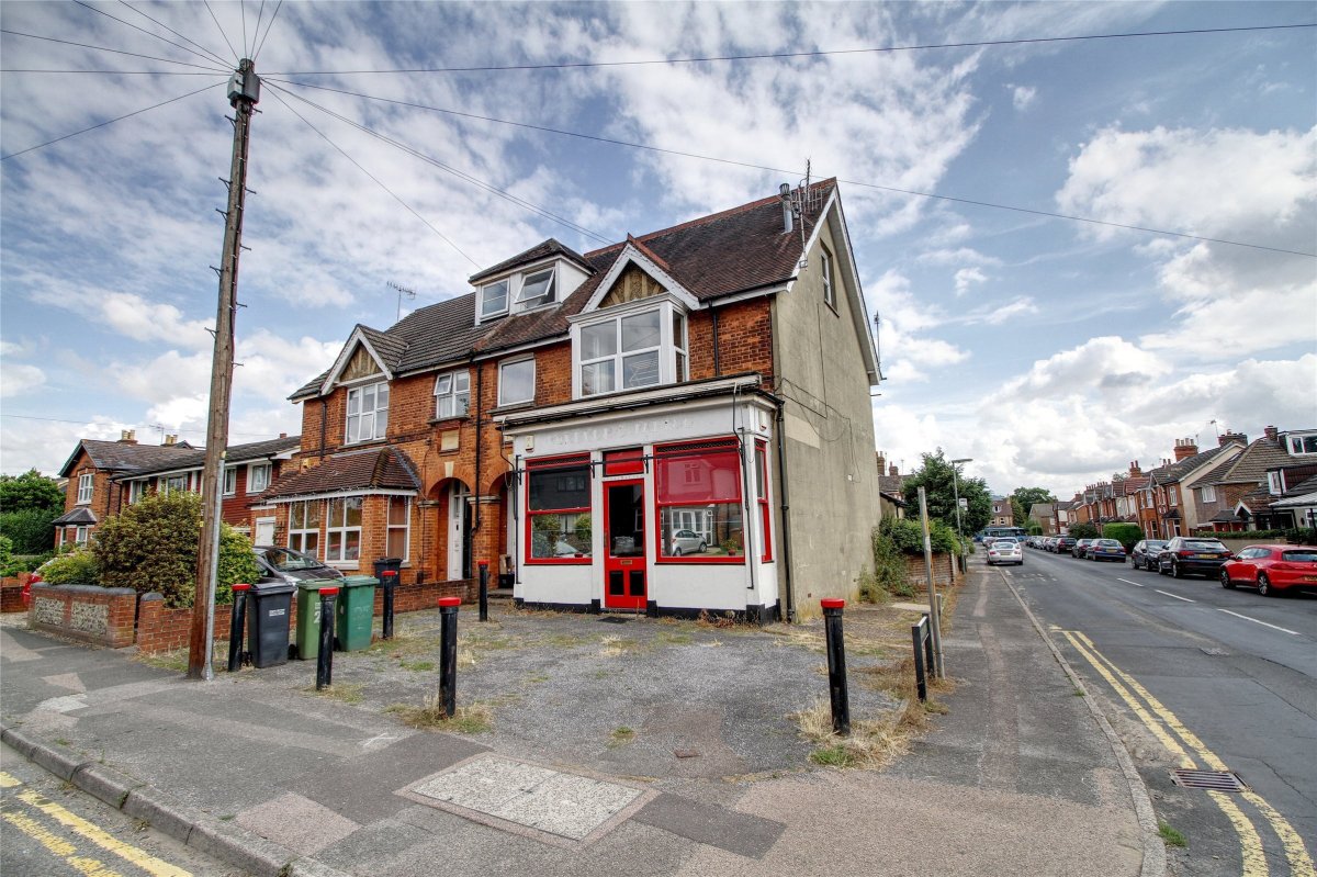 property for sale in Nutfield Road, Merstham, Redhill, Surrey, RH1 £