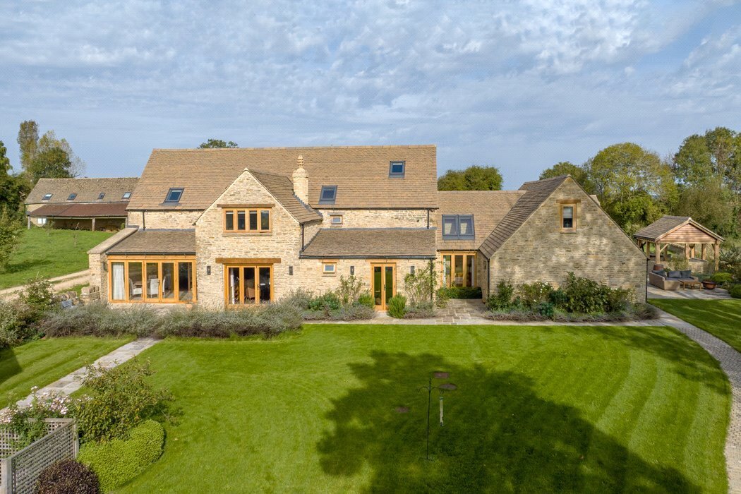 JacksonStops 4 bedroom property for sale in Naunton, Cheltenham