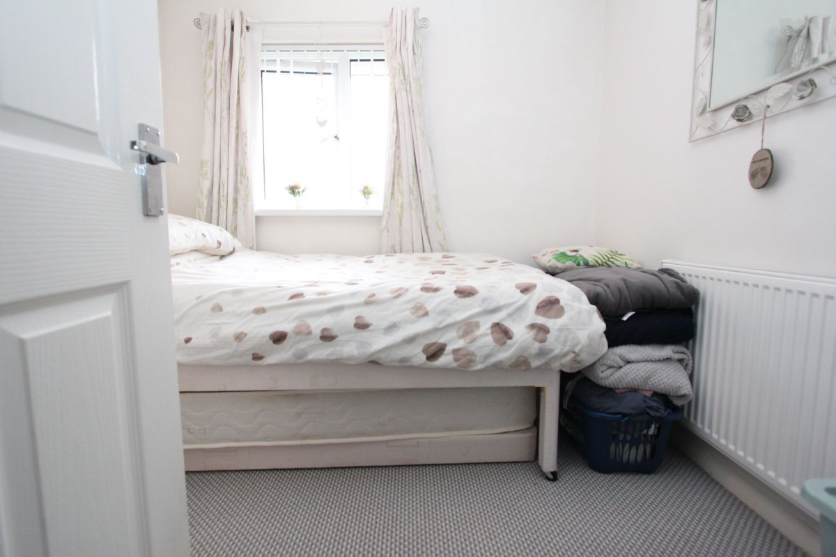 3 bedroom property for sale in Devon Avenue, Barry, CF63 £250,000