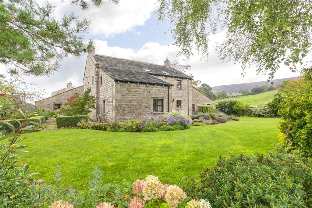 4 bedroom property for sale in Cocking Lane, Addingham, Ilkley, LS29
