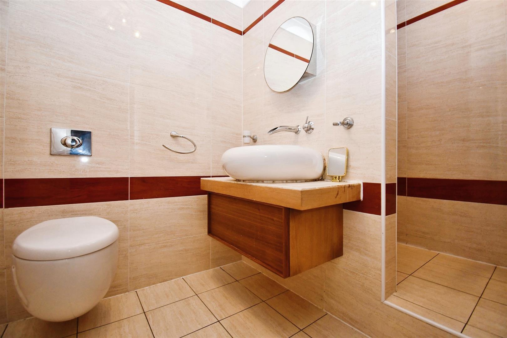 2 bedroom property for sale in Glenfield Drive, Kirk Ella, Hull £159,000