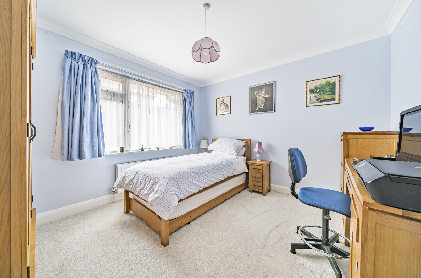 3 bedroom property for sale in Balfours, Sidmouth, Devon, EX10 Guide