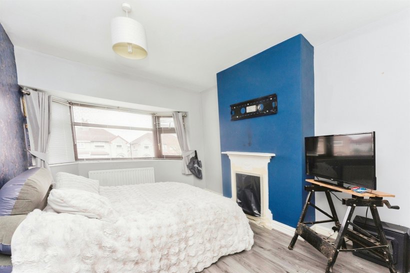 Bebington Road, Rock Ferry, Birkenhead 3 bedroom semidetached house