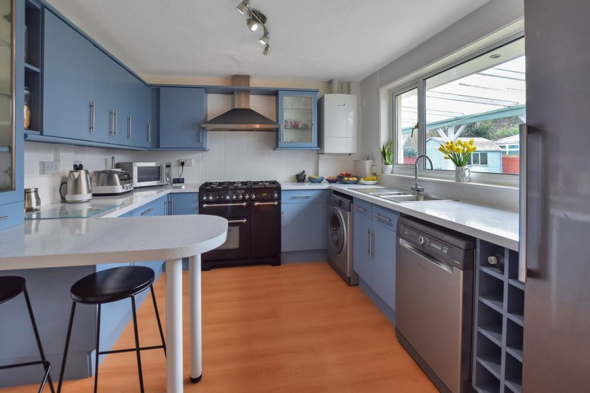 4 bedroom property for sale in Home Farm Road, Fremington, Barnstaple