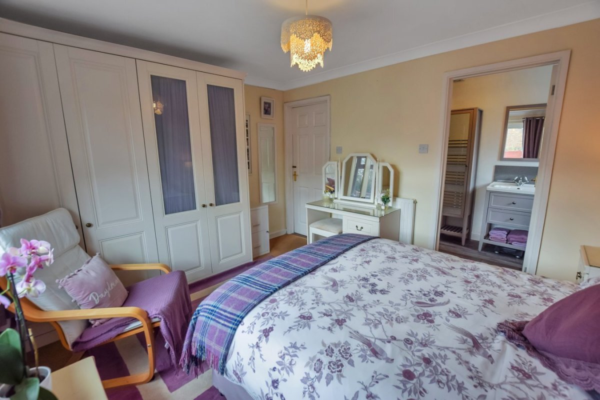 4 bedroom property for sale in Home Farm Road, Fremington, Barnstaple